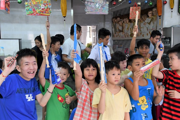 ベトナムの孤児院テレサファシュ